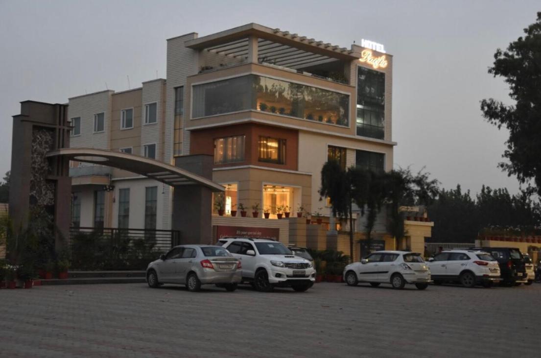Hotel Pacific Roorkee المظهر الخارجي الصورة